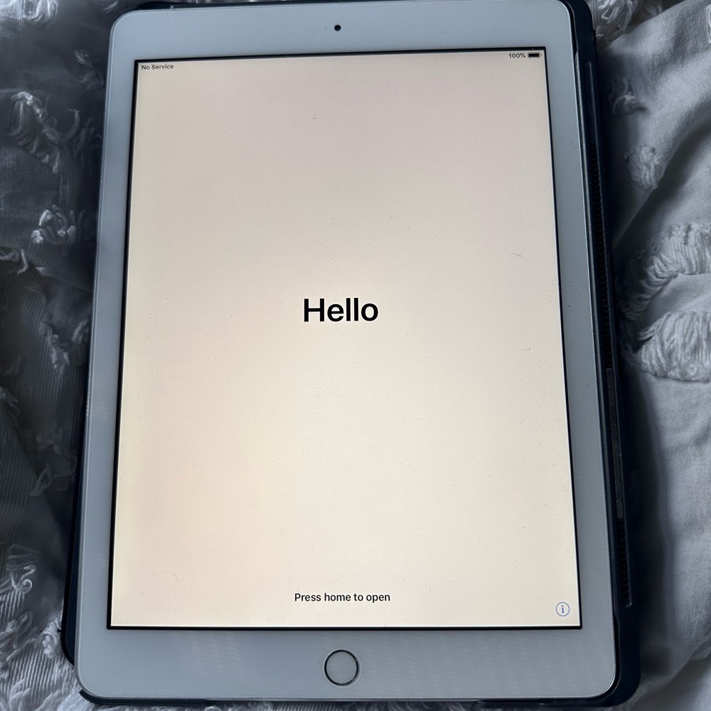 IPad with Keyboard Case for sale!